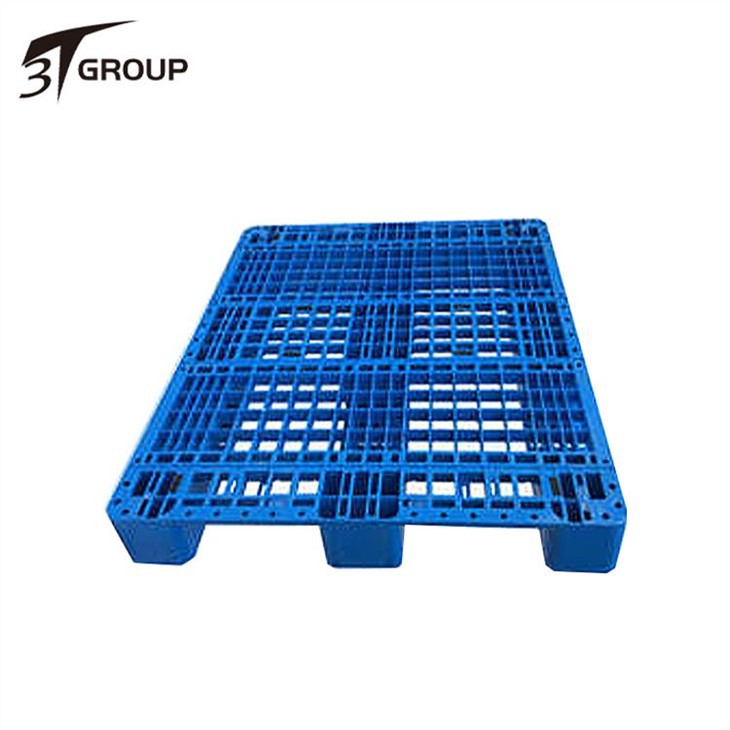 Plastic Pallet for Water Transport and Storage manufacturers